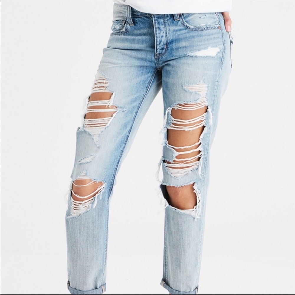 NWOT AEO Boyfriend Jeans